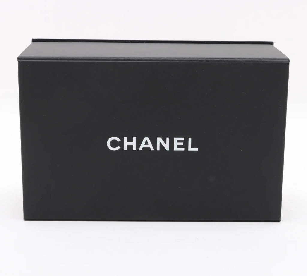 Chanel mini pearl Bucket Bag