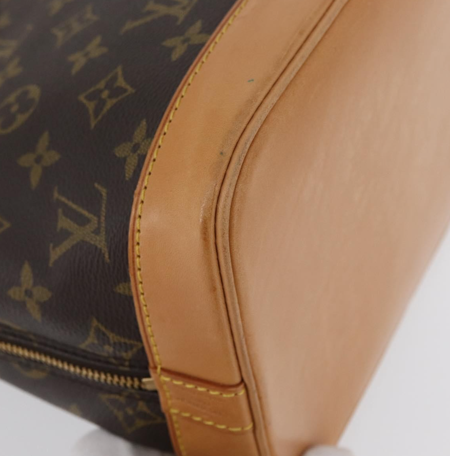 Louis Vuitton Alma MM