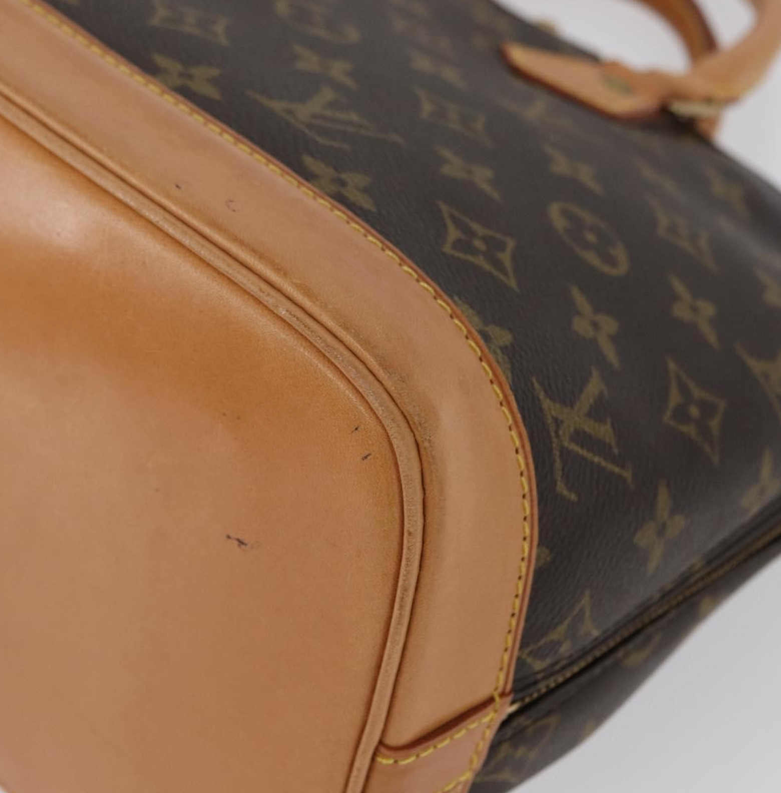 Louis Vuitton Alma MM